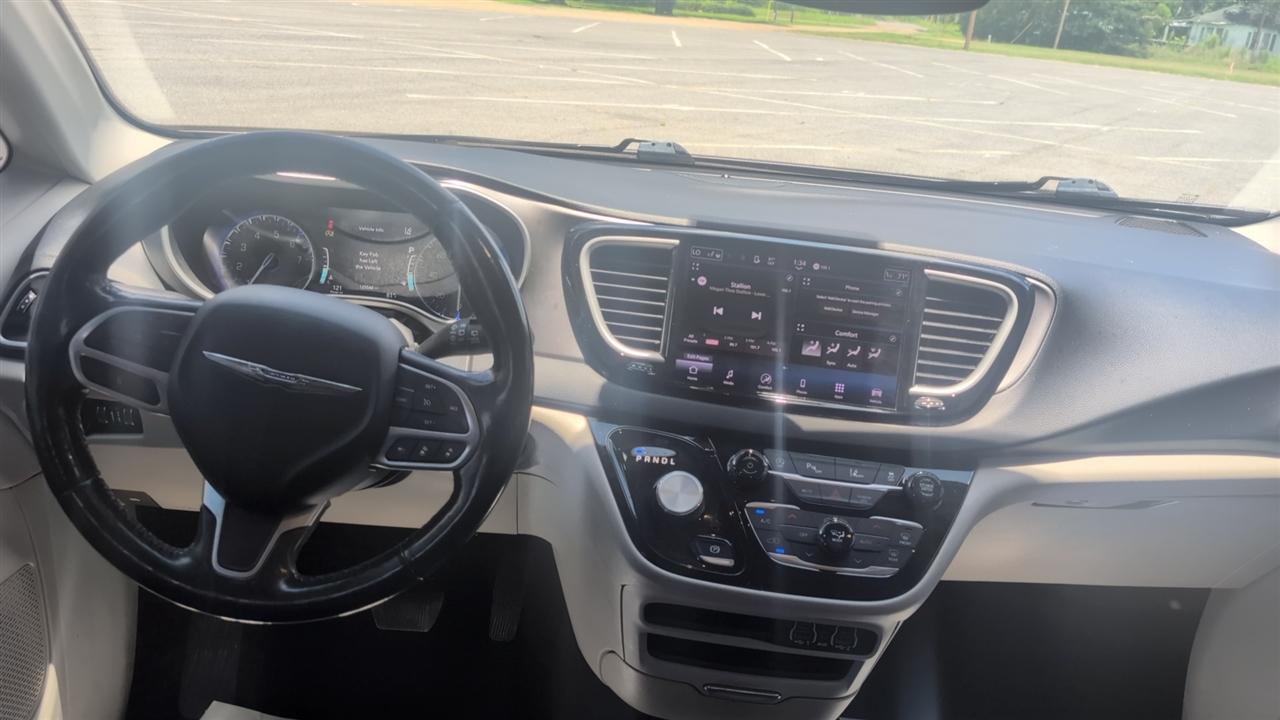 Chrysler Pacifica Touring-L 2021