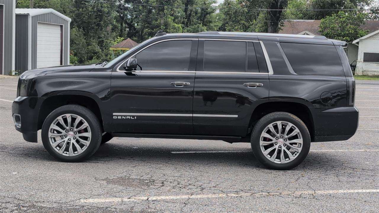 GMC Yukon Denali 4WD 2019
