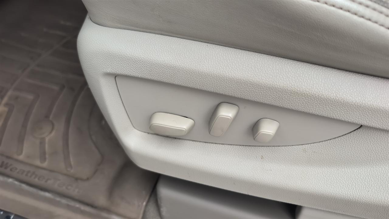 GMC Yukon Denali 4WD 2019
