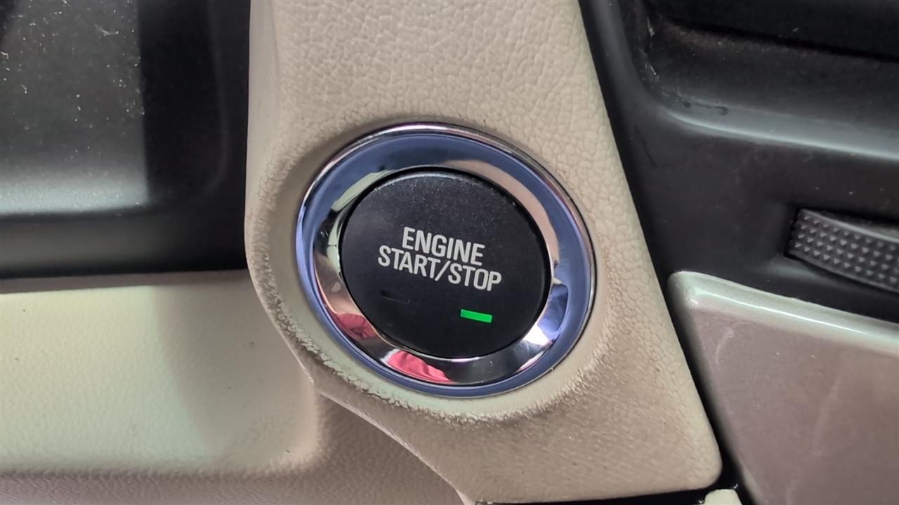 GMC Yukon Denali 4WD 2019