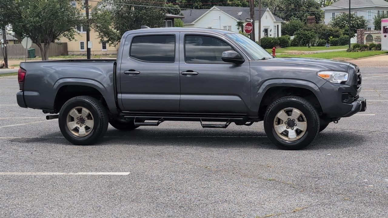 Toyota Tacoma SR5 Double Cab Long Bed V6 6AT 4WD 2022