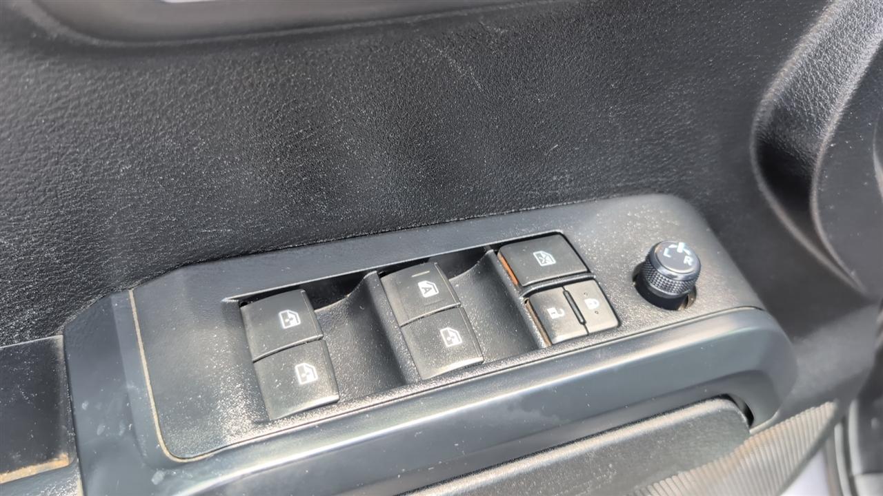 Toyota Tacoma SR5 Double Cab Long Bed V6 6AT 4WD 2022