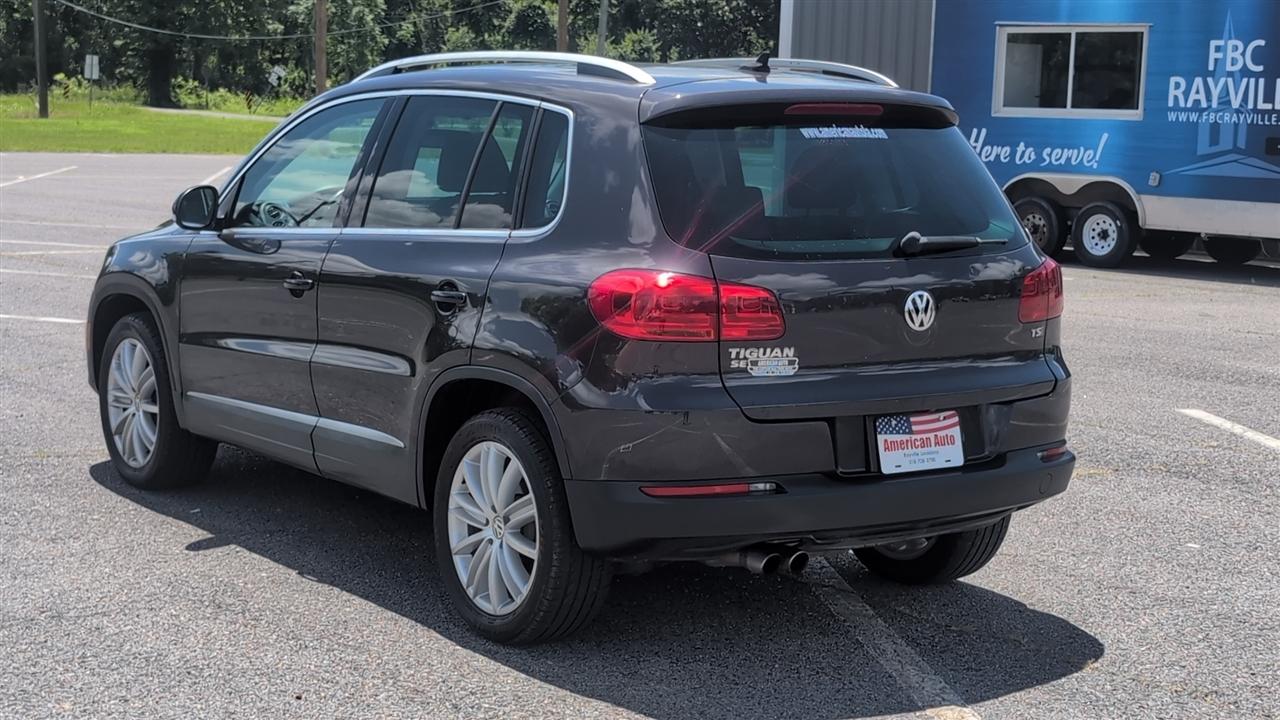 Volkswagen Tiguan S 2016