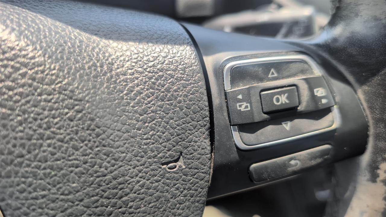 Volkswagen Tiguan S 2016