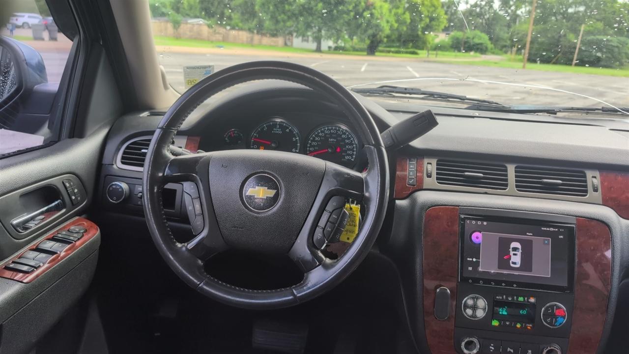 Chevrolet Tahoe LT 2WD 2010
