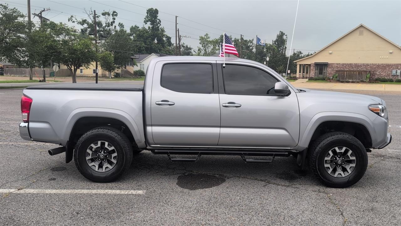 Toyota Tacoma SR5 Double Cab Long Bed V6 6AT 2WD 2017