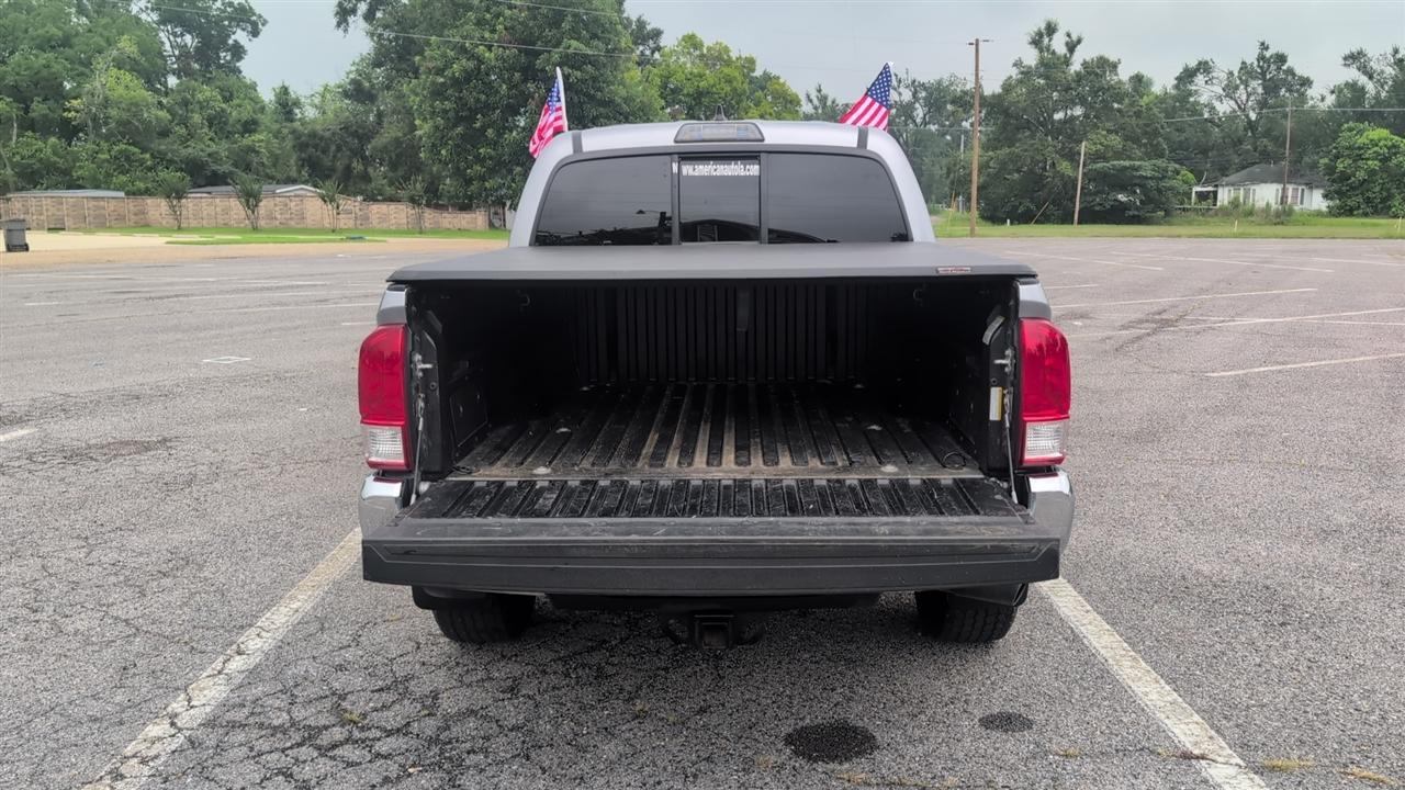 Toyota Tacoma SR5 Double Cab Long Bed V6 6AT 2WD 2017