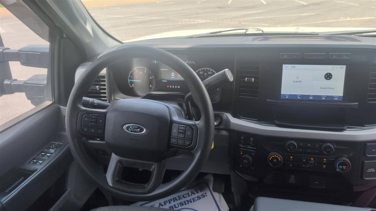 Ford F-250 SD Platinum Crew Cab 4WD 2023
