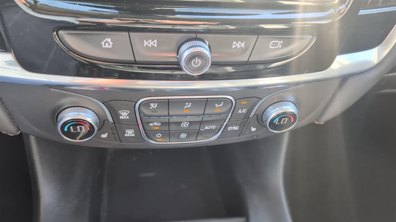 Chevrolet Traverse  2021