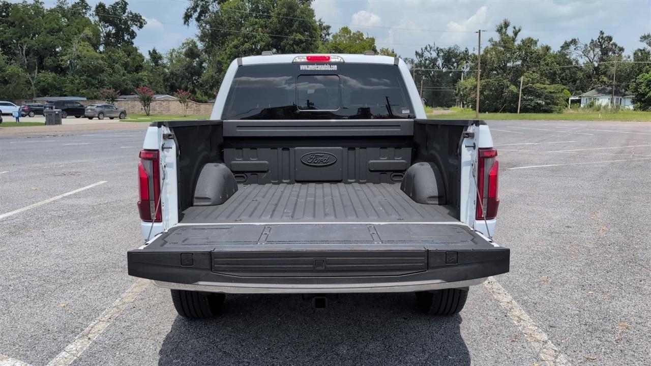 Ford F-150 Lariat SuperCrew 4WD 2024