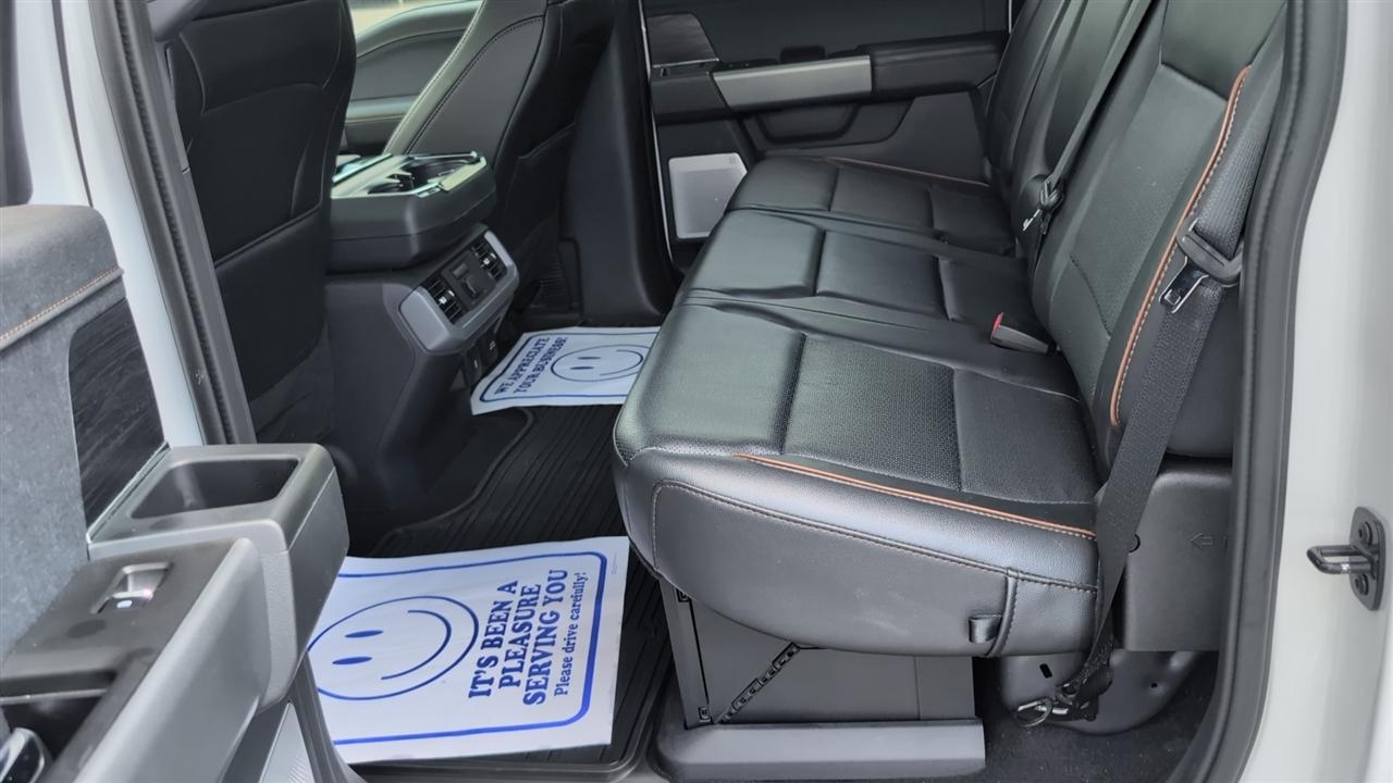 Ford F-150 Lariat SuperCrew 4WD 2024