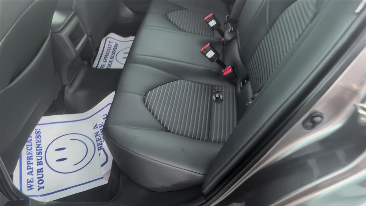 Toyota Camry  2019