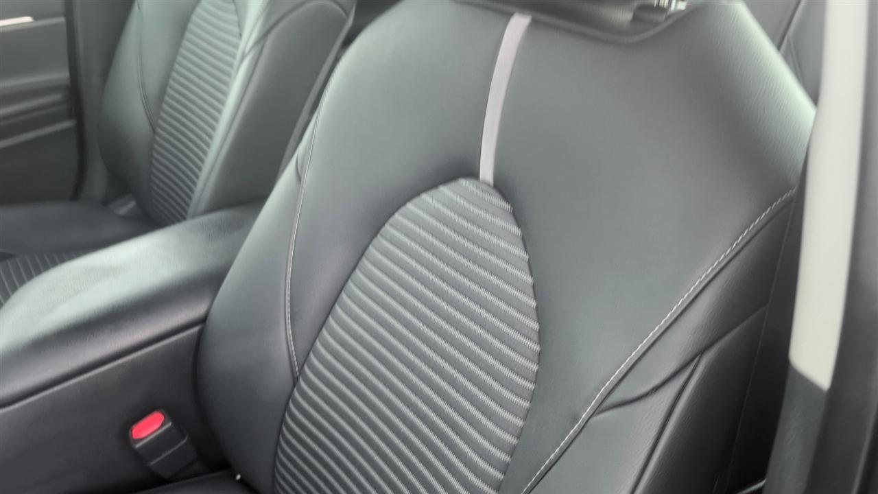 Toyota Camry  2019