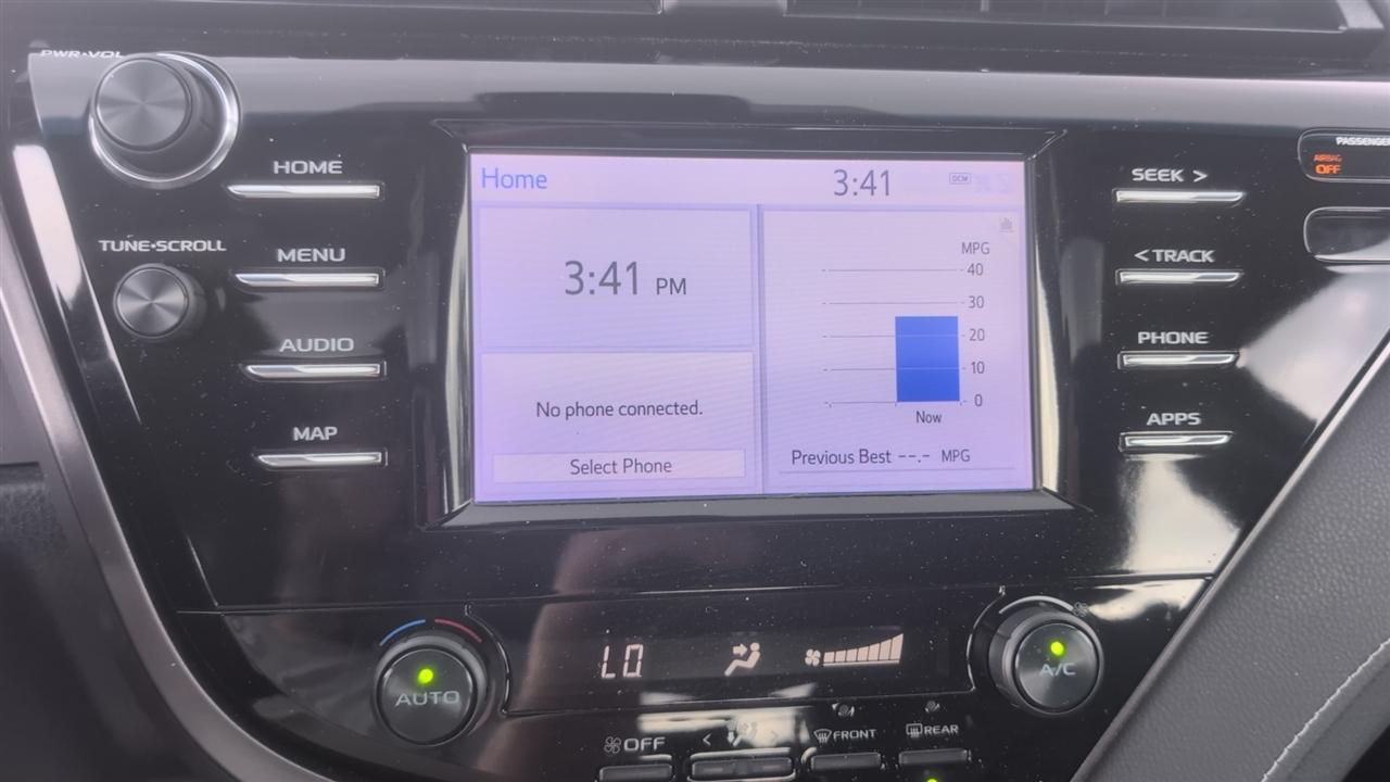 Toyota Camry  2019