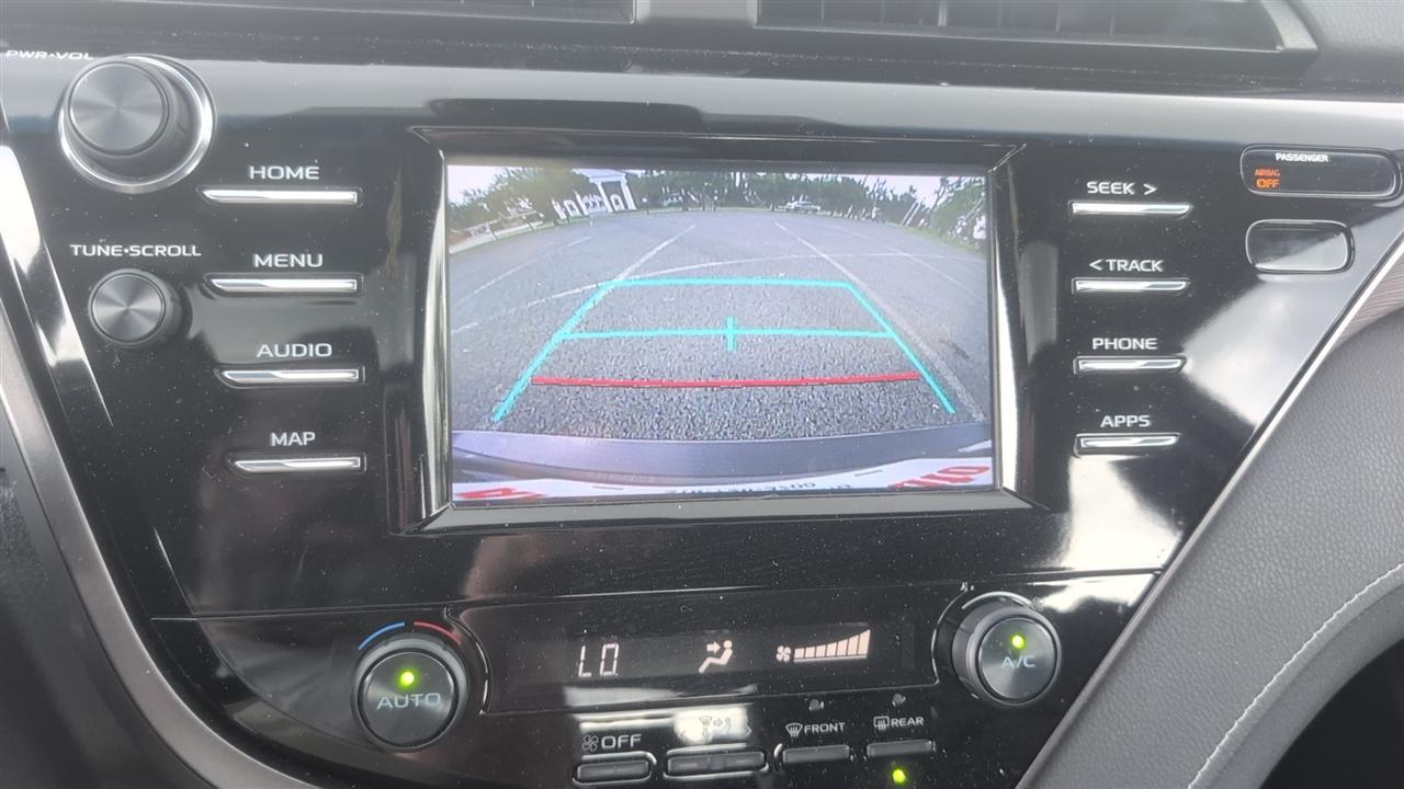 Toyota Camry  2019