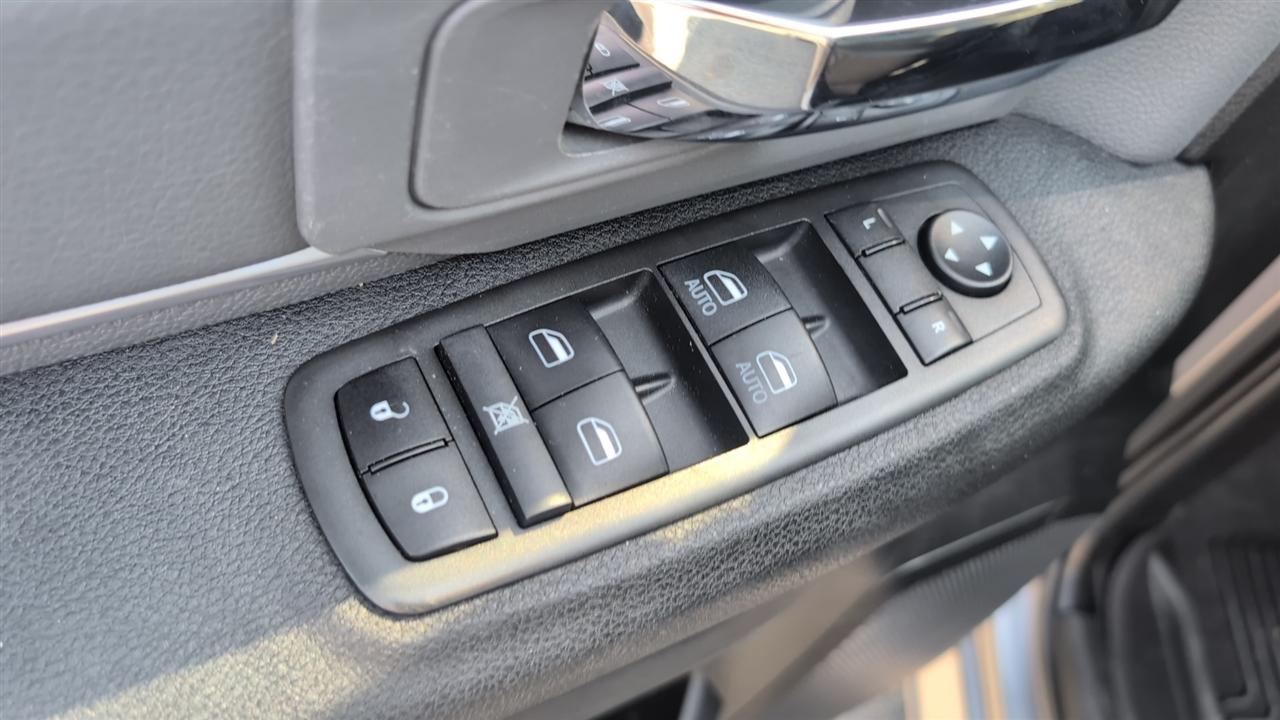 RAM 1500 Classic Tradesman Crew Cab LWB 2WD 2021