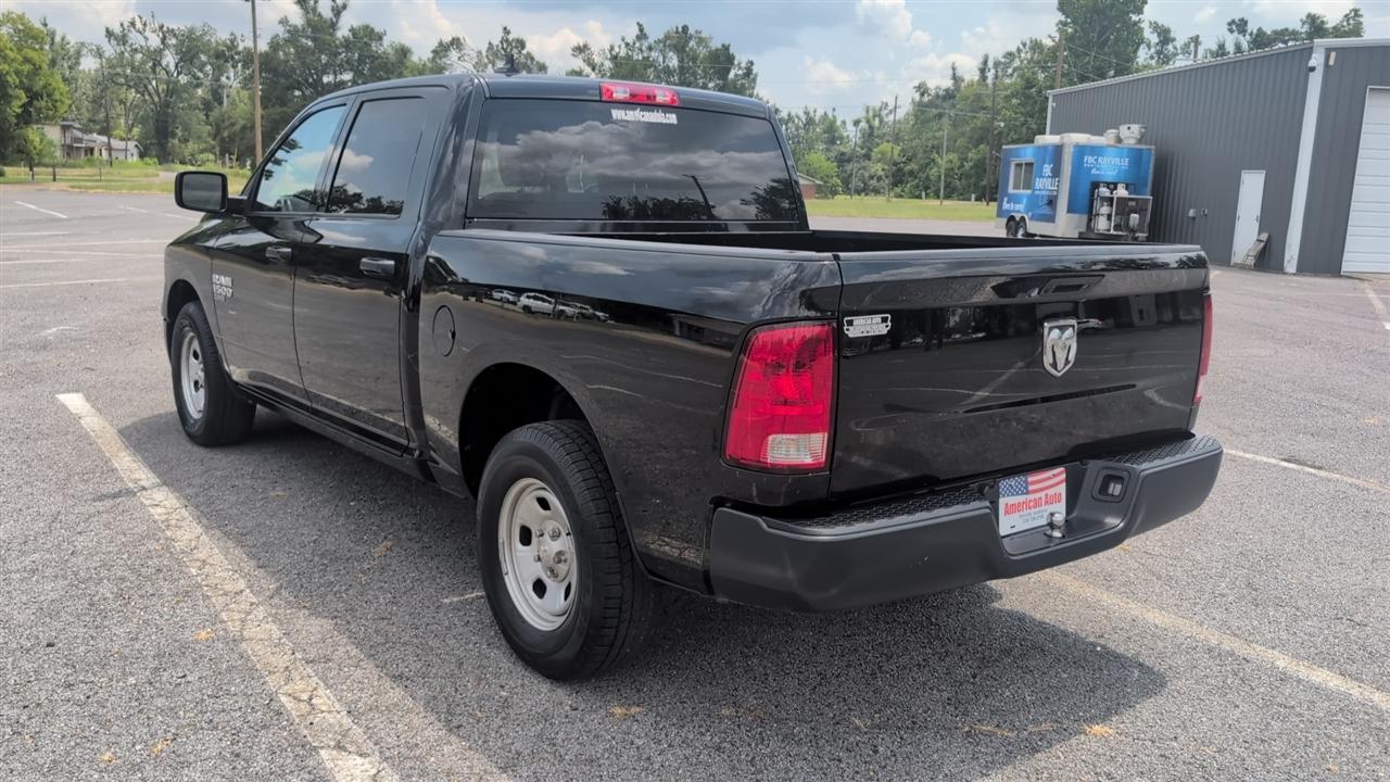 RAM 1500 Classic Tradesman Crew Cab SWB 2WD 2024