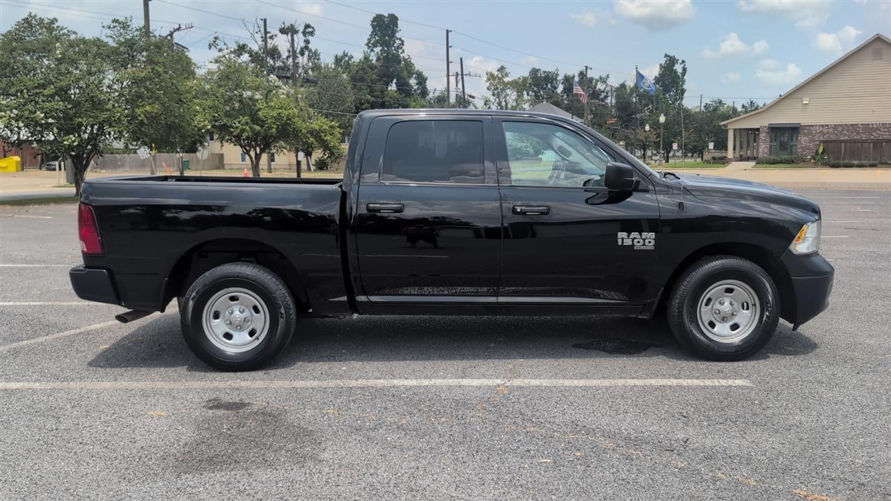 RAM 1500 Classic Tradesman Crew Cab SWB 2WD 2024
