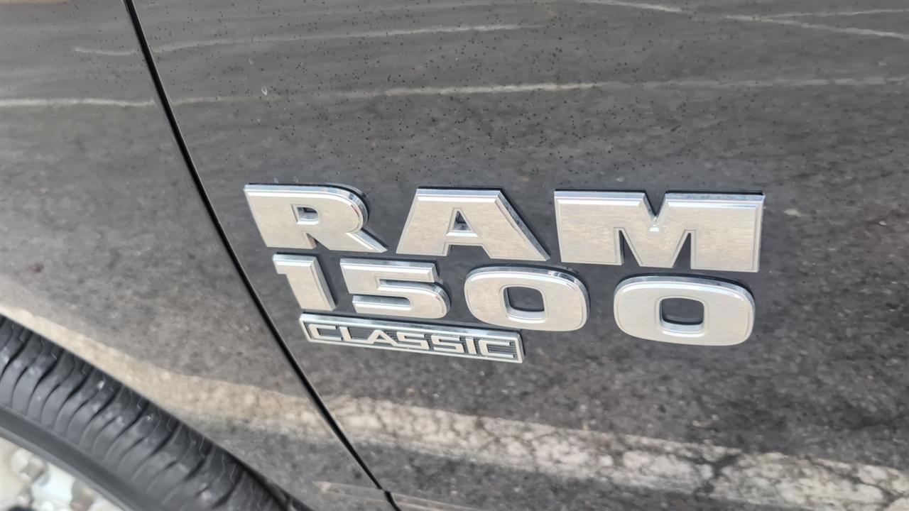 RAM 1500 Classic Tradesman Crew Cab SWB 2WD 2024