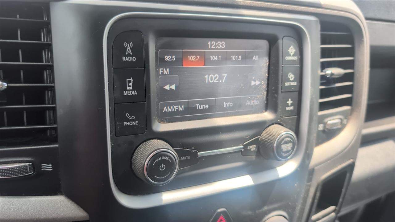 RAM 1500 Classic Tradesman Crew Cab SWB 2WD 2024