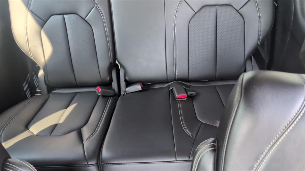 Chrysler Pacifica Select 2025