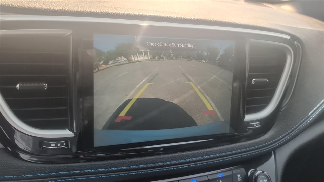 Chrysler Pacifica Select 2025