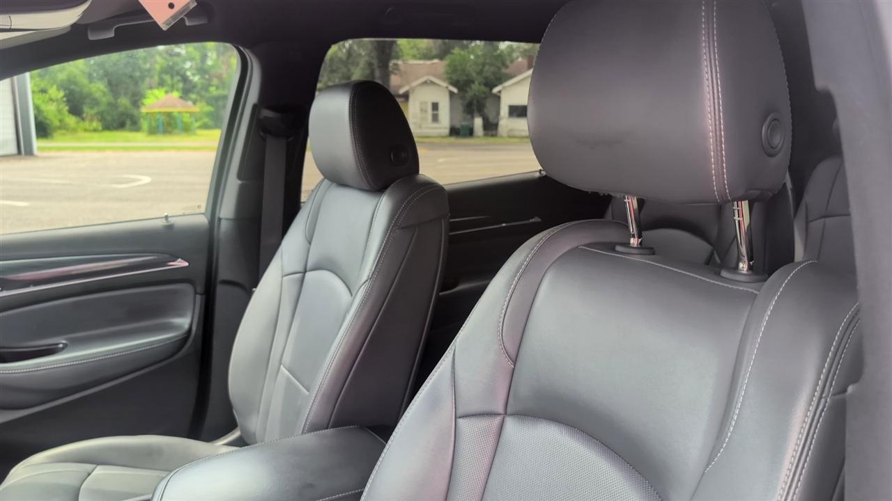 Buick Enclave Essence FWD 2022
