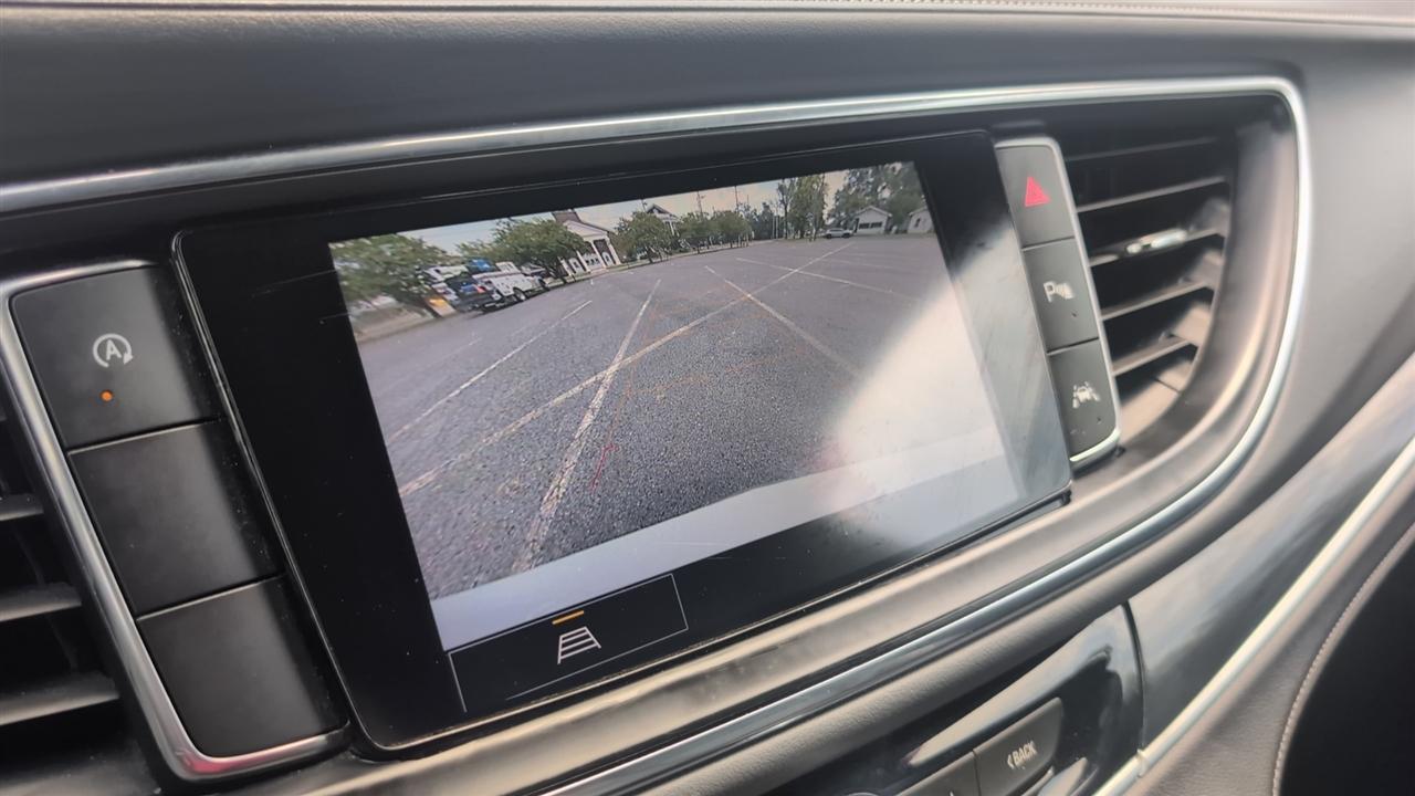 Buick Enclave Essence FWD 2022