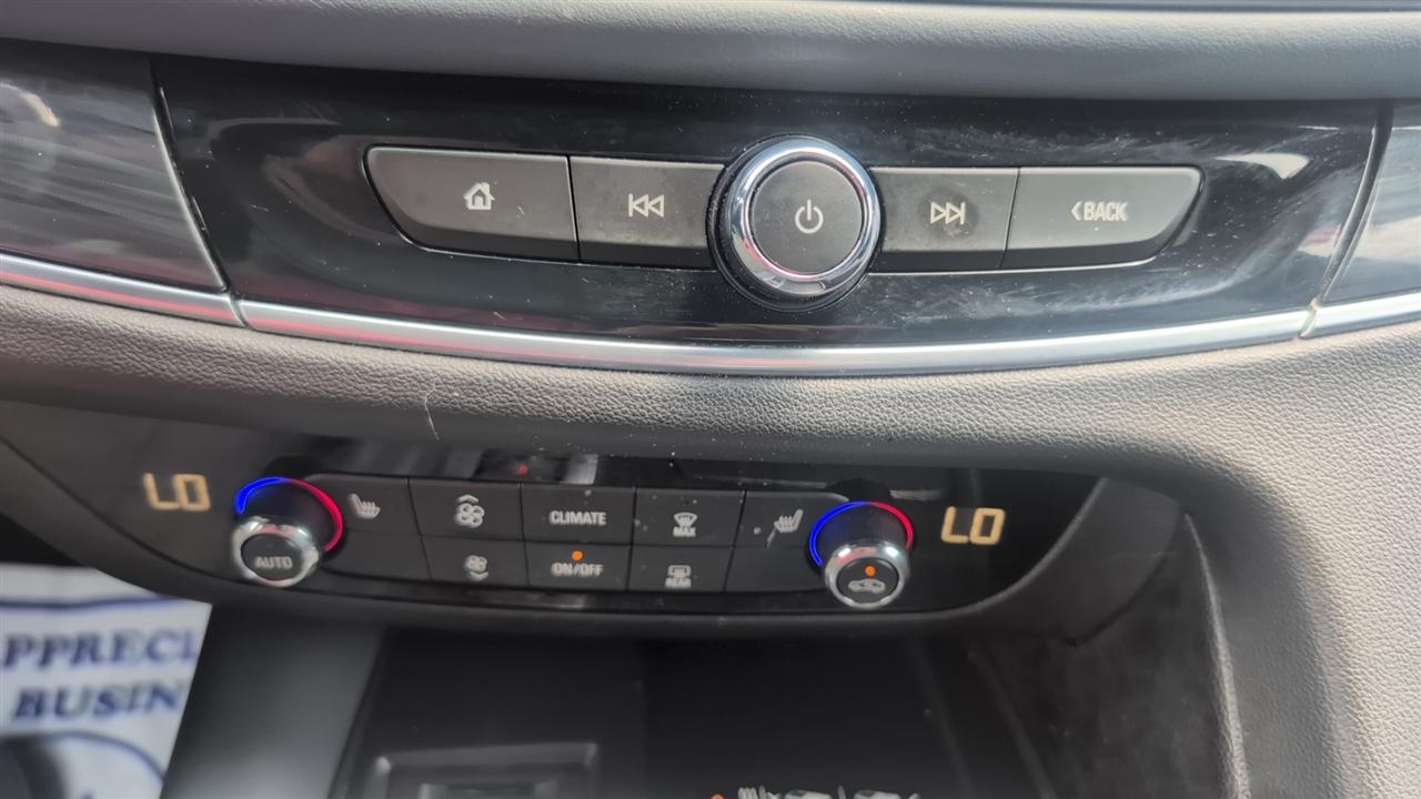 Buick Enclave Essence FWD 2022