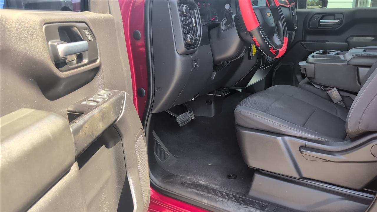 Chevrolet Silverado 1500 Custom Crew Cab Long Box 4WD 2019