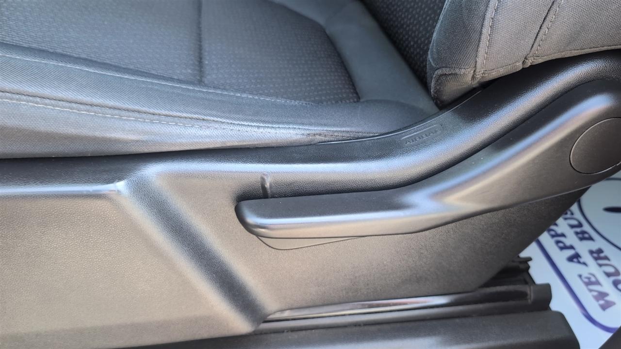 Chevrolet Silverado 1500 Custom Crew Cab Long Box 4WD 2019