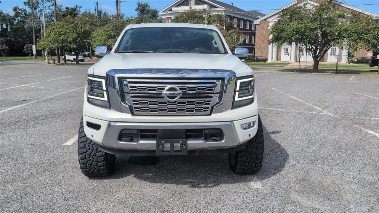Nissan Titan SV Crew Cab 4WD 2021