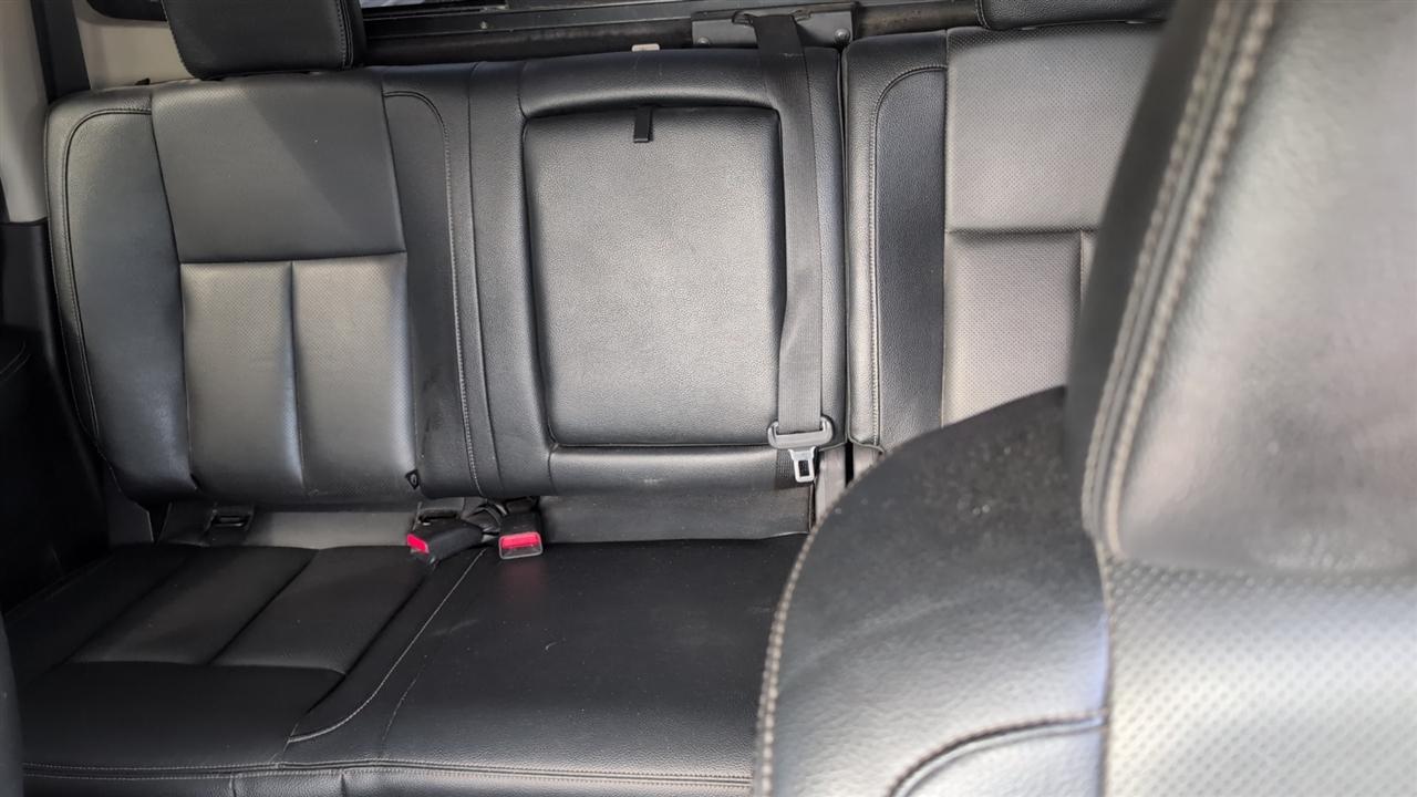 Nissan Titan SV Crew Cab 4WD 2021
