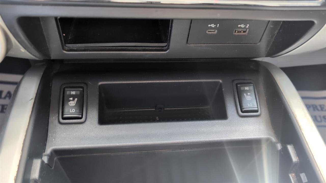 Nissan Titan SV Crew Cab 4WD 2021