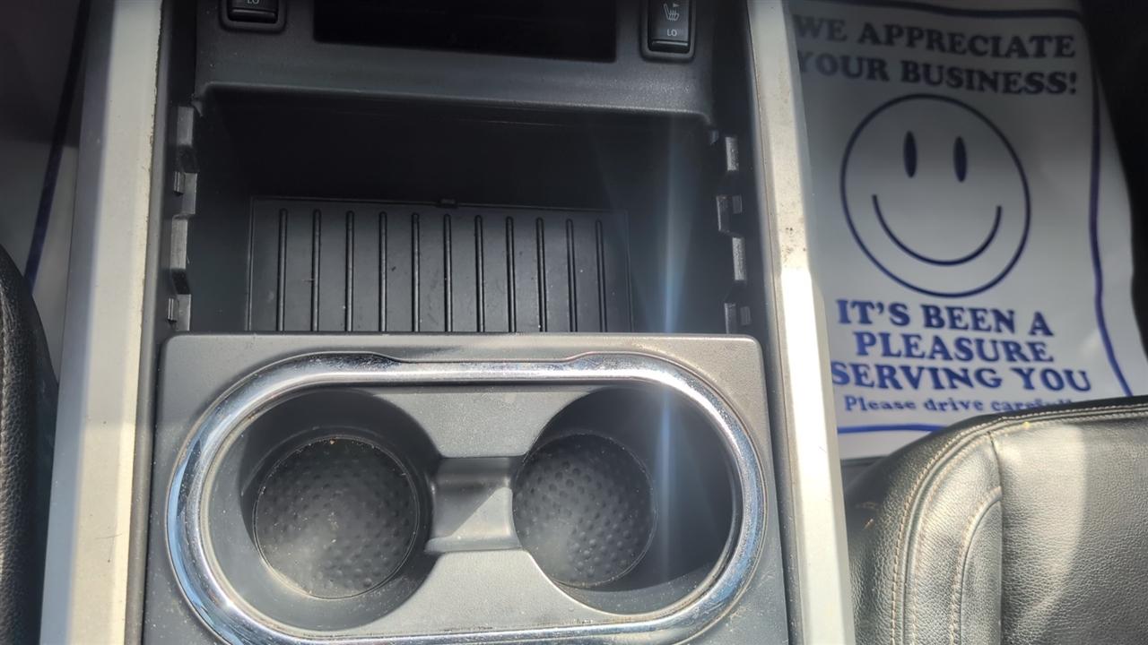 Nissan Titan SV Crew Cab 4WD 2021