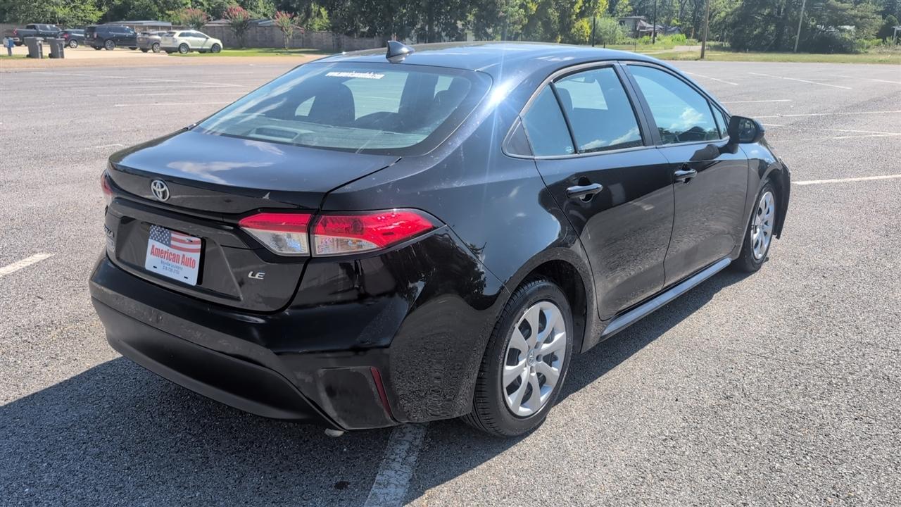 Toyota Corolla LE 2023