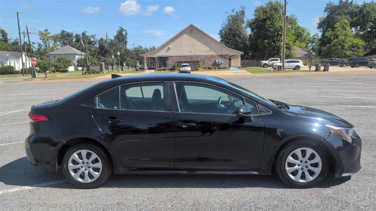 Toyota Corolla LE 2023