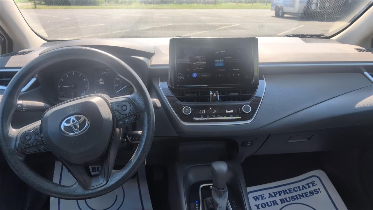 Toyota Corolla LE 2023