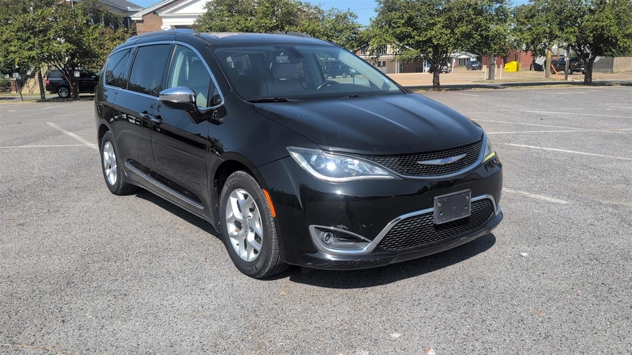 Chrysler Pacifica Limited 2020