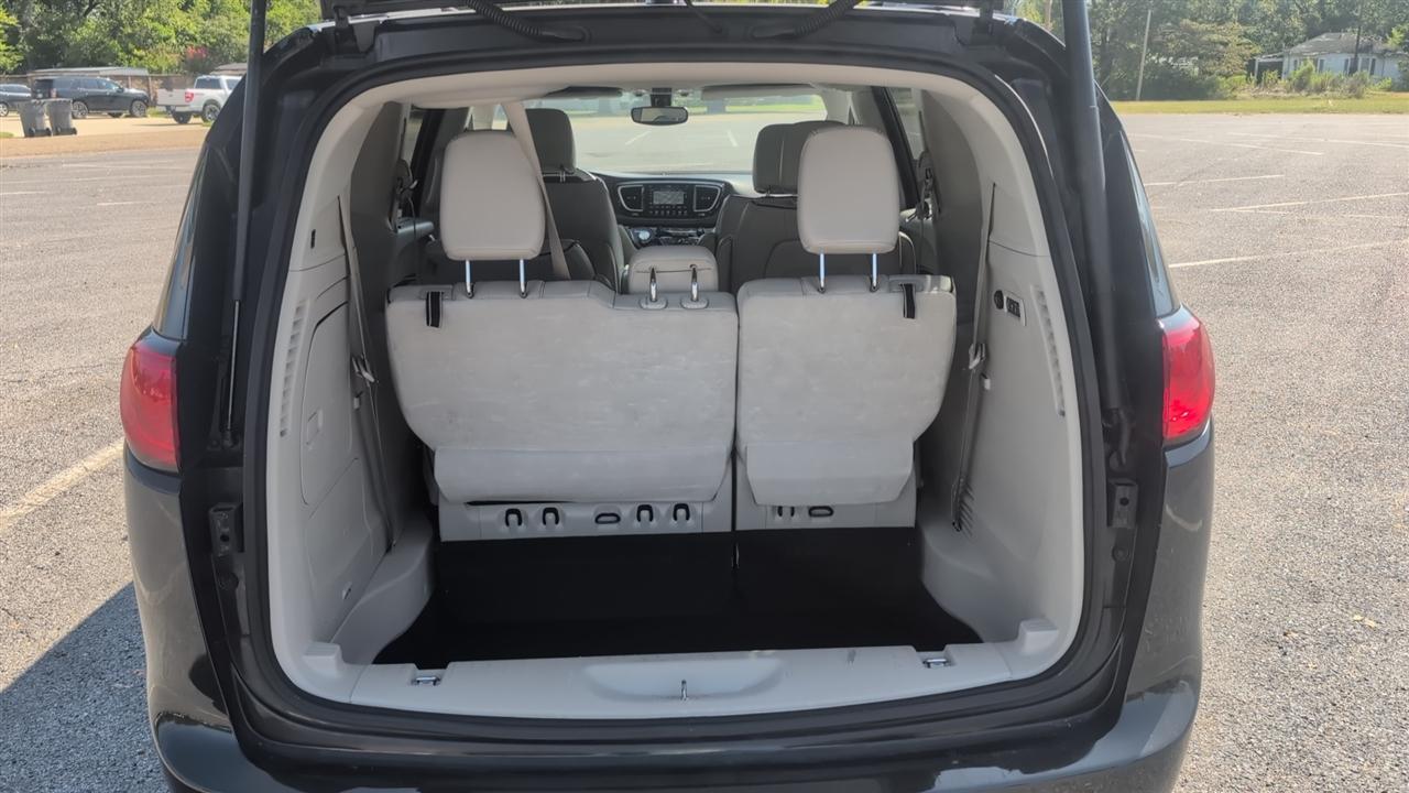 Chrysler Pacifica Limited 2020