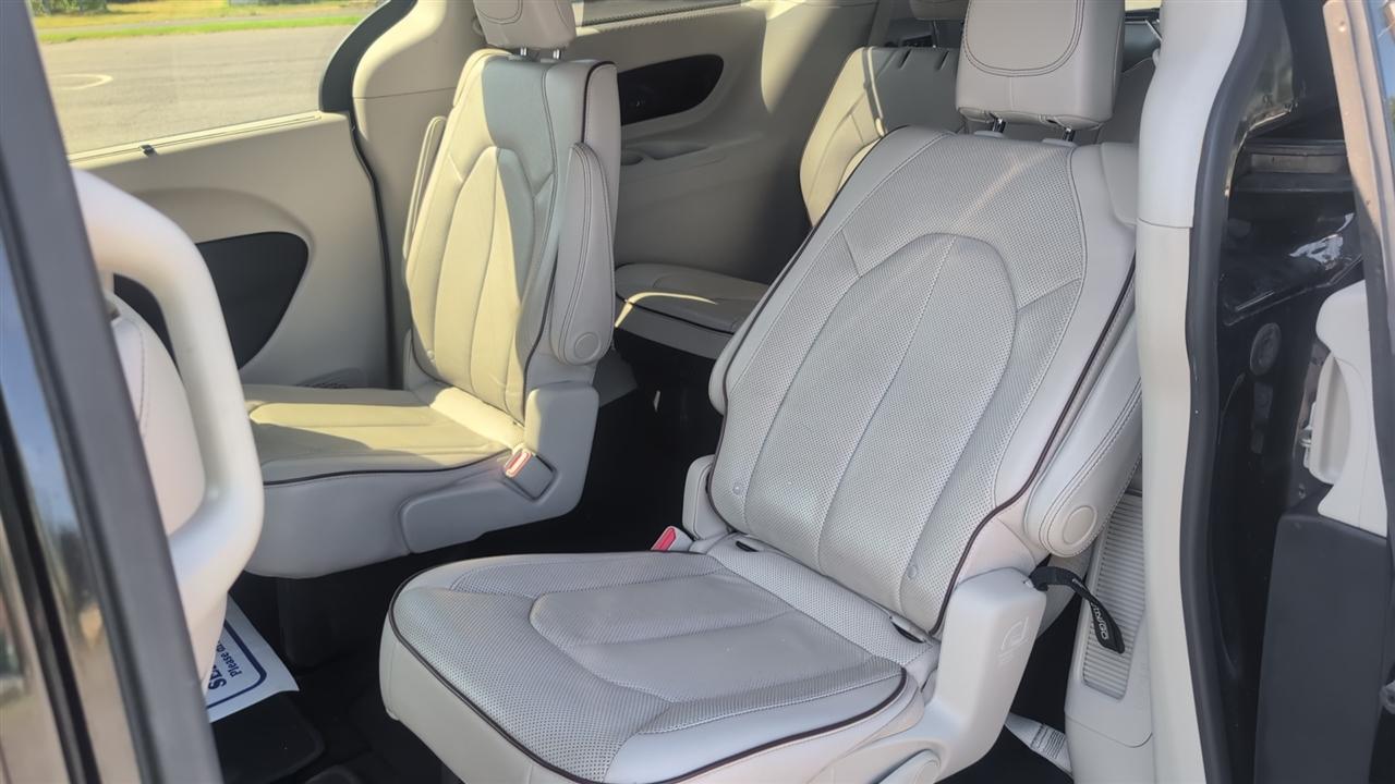 Chrysler Pacifica Limited 2020