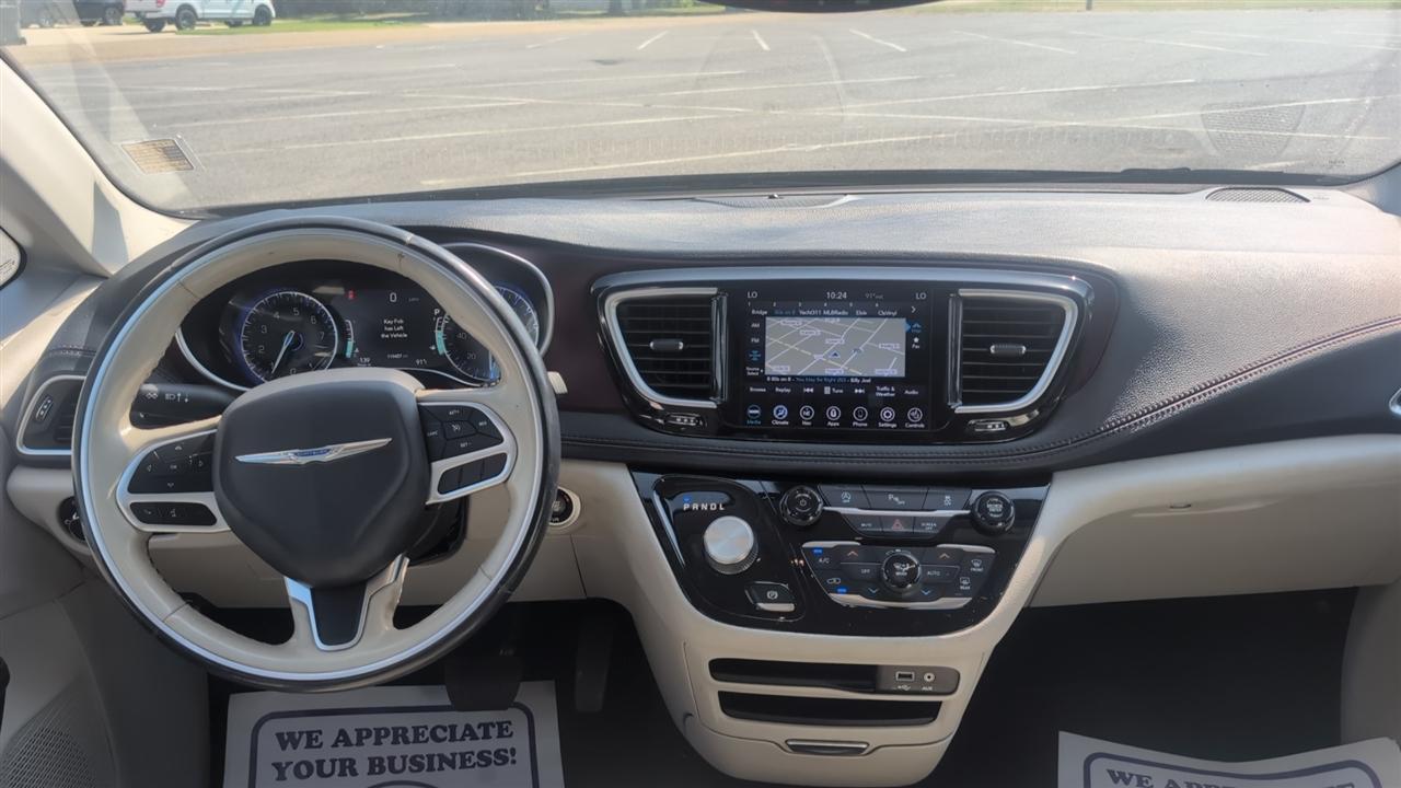 Chrysler Pacifica Limited 2020