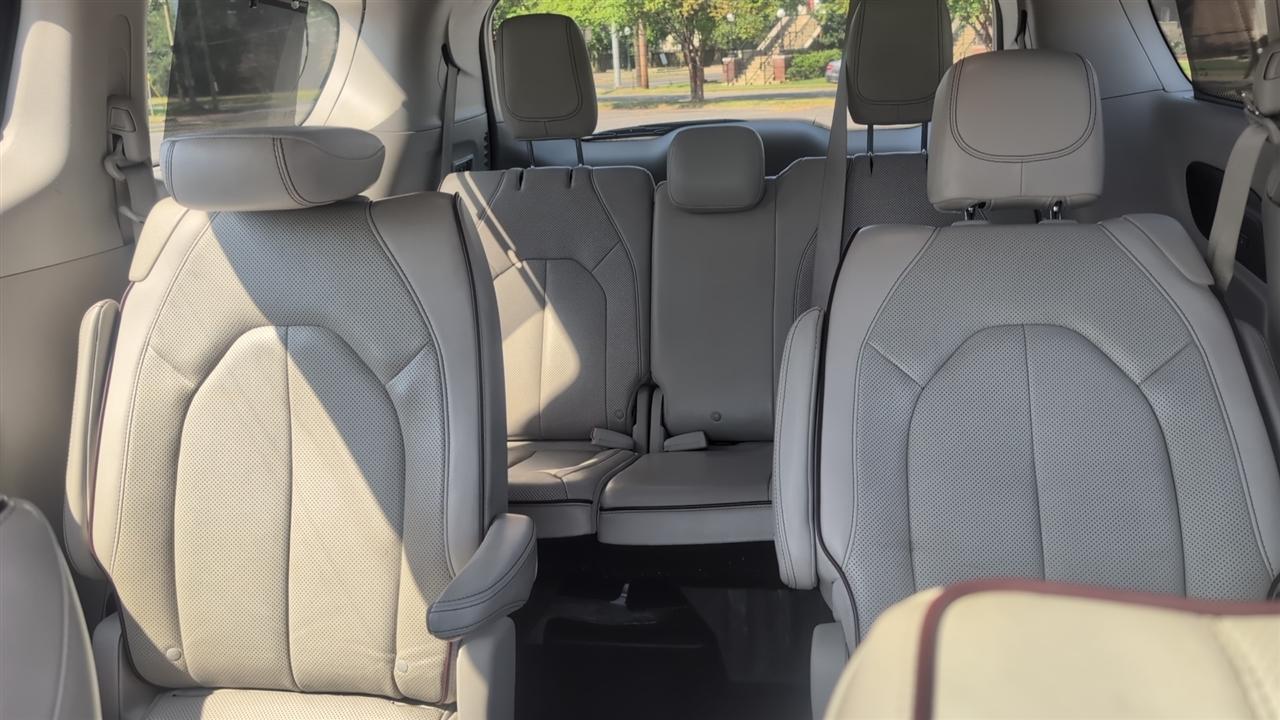 Chrysler Pacifica Limited 2020