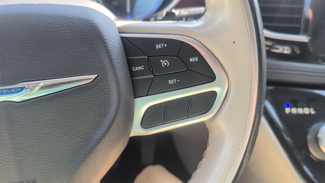 Chrysler Pacifica Limited 2020