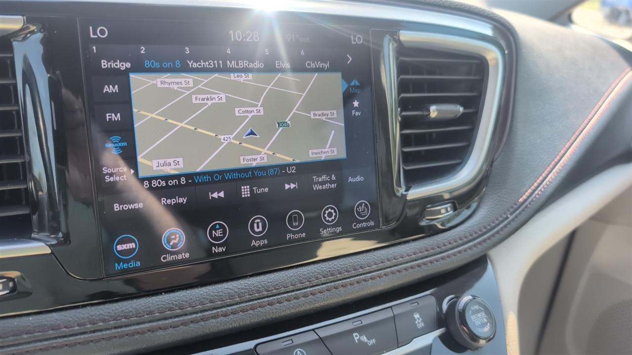 Chrysler Pacifica Limited 2020