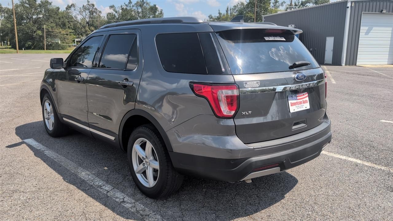 Ford Explorer XLT FWD 2019
