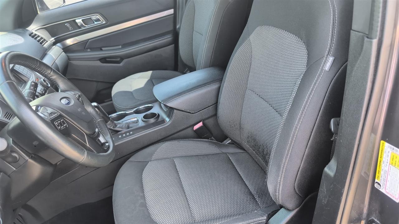 Ford Explorer XLT FWD 2019