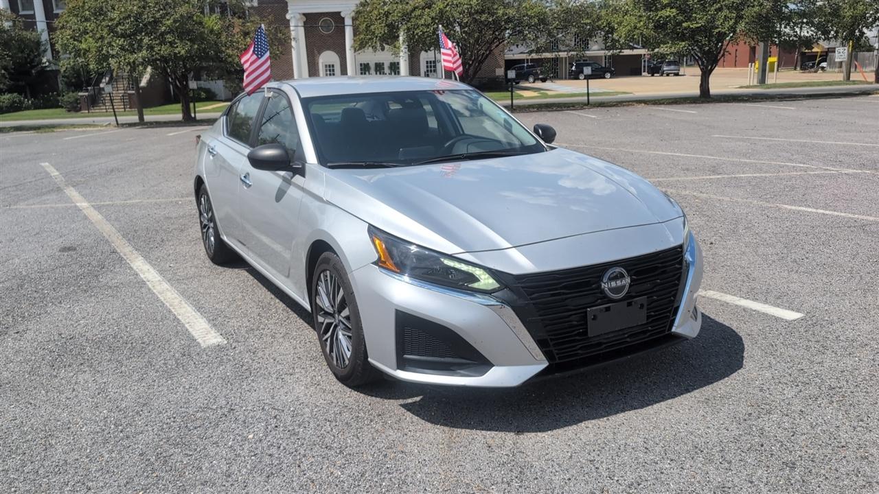 Nissan Altima 2.5 SV 2025