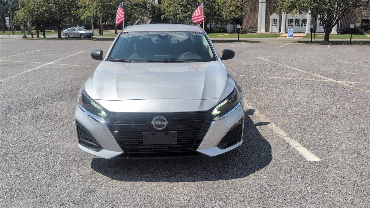 Nissan Altima 2.5 SV 2025