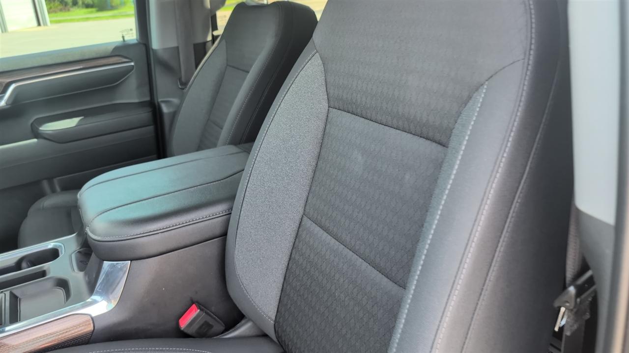 Chevrolet Silverado 1500 RST Crew Cab 4WD 2023